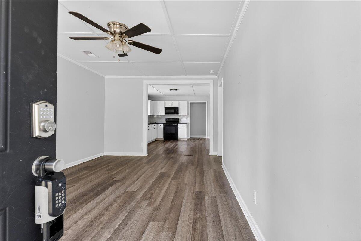 2004 Valnore Road Johns Island, SC 29455 - Photo 5 of 20 05-Maddie Breggia - DSC09075