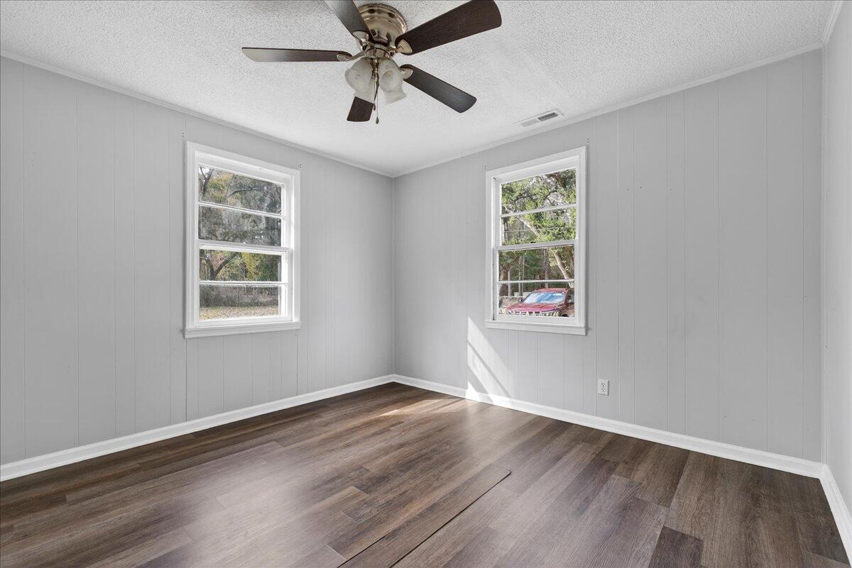 2004 Valnore Road Johns Island, SC 29455 - Photo 10 of 20 10-Maddie Breggia - DSC09090