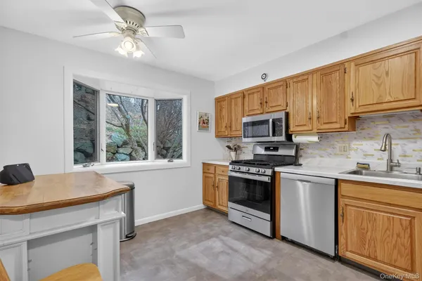 $600,000 | 38 Amber Drive, Croton-on-Hudson, NY 10520