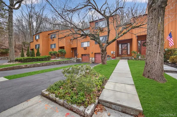 $600,000 | 38 Amber Drive, Croton-on-Hudson, NY 10520