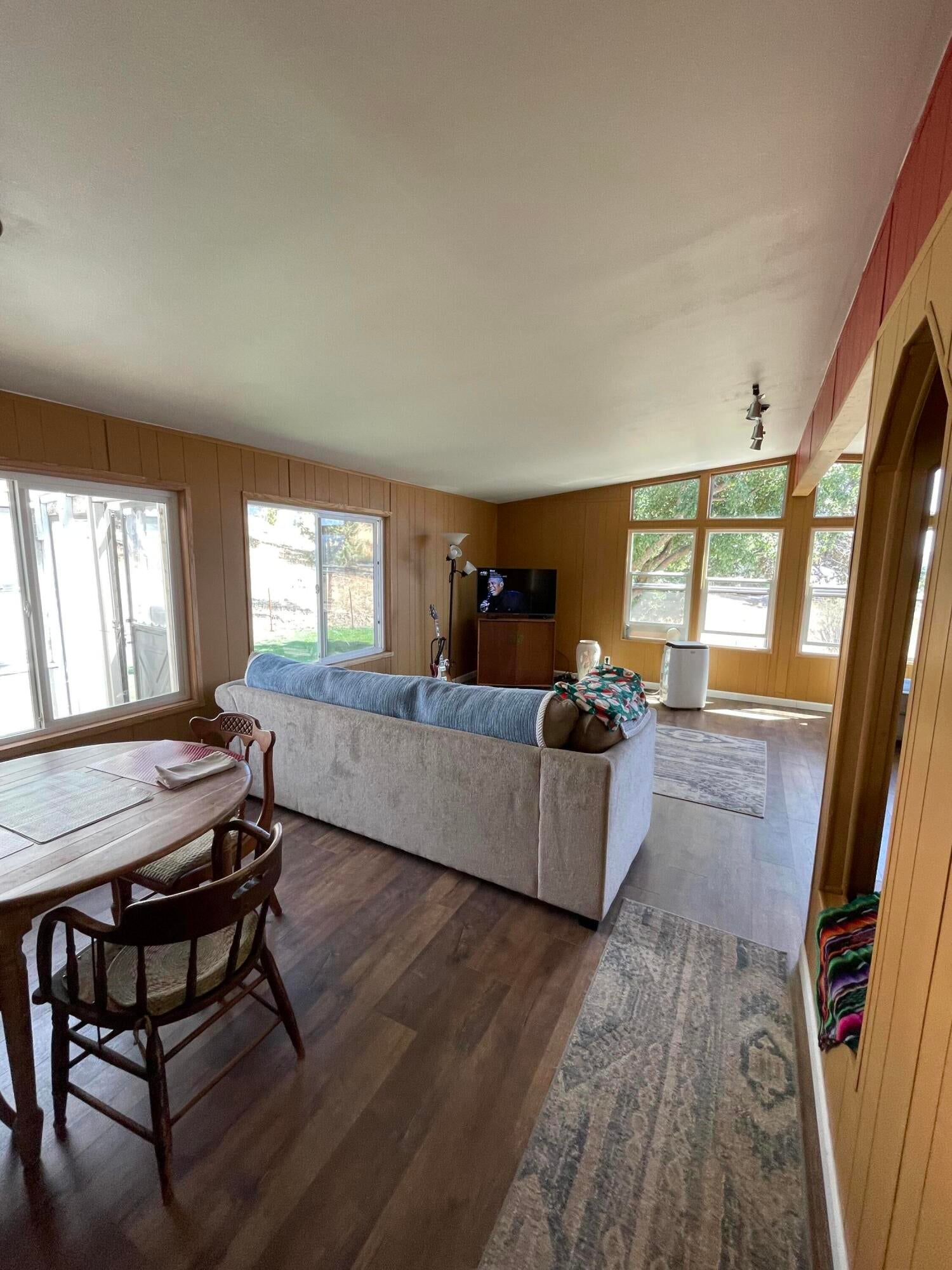 10003 Ben Kerns Road Klamath Falls, OR 97601 - Photo 10 of 22 IMG_1451