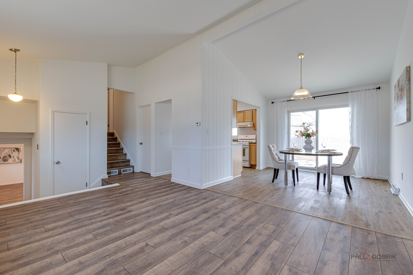 73 South Beck Road Lindenhurst, IL 60046 - Photo 5 of 23 a view of a dining room with furniture and window