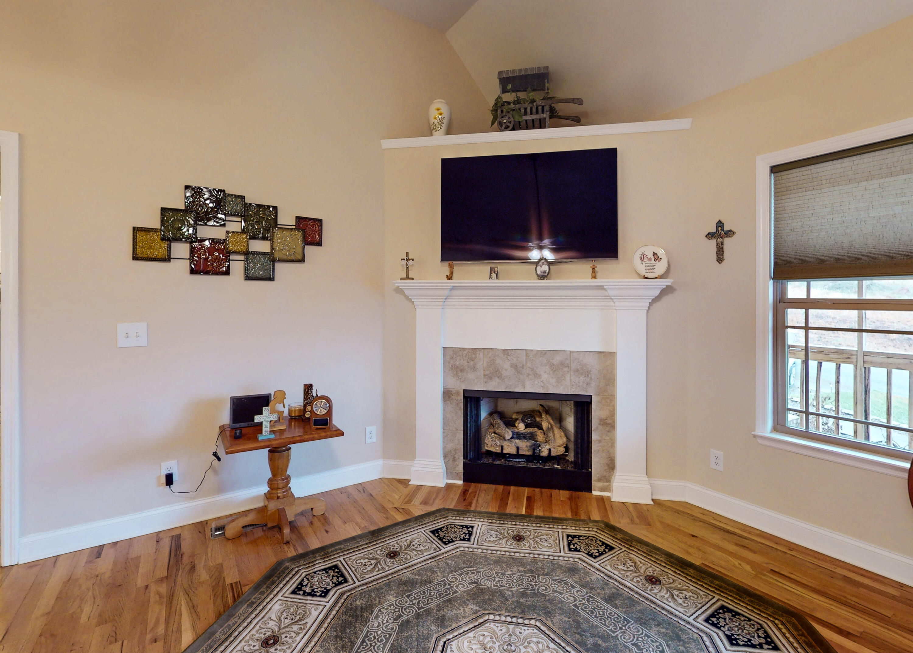 121 Trails Crossing Cleveland, TN 37323 - Photo 16 of 52 14-121-Trails-Crossing-Living-Room