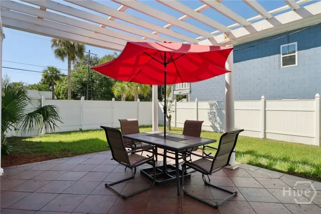 $889,000 | 202 14th Street, Tybee Island, GA 31328