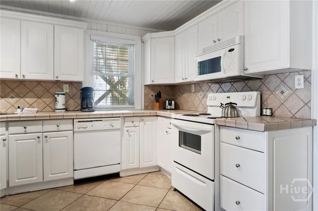 $889,000 | 202 14th Street, Tybee Island, GA 31328