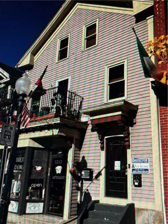 $2,100 | 413 Atwells Avenue, Unit 2, Providence, RI 02909