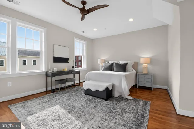 $1,249,900 | 716 Diamond Avenue, Alexandria, VA 22301