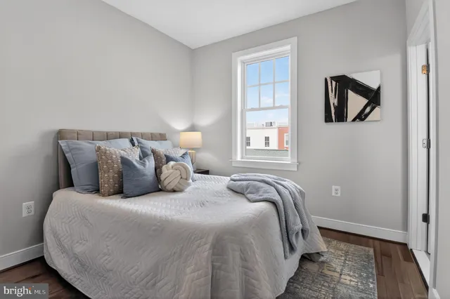 $1,249,900 | 716 Diamond Avenue, Alexandria, VA 22301