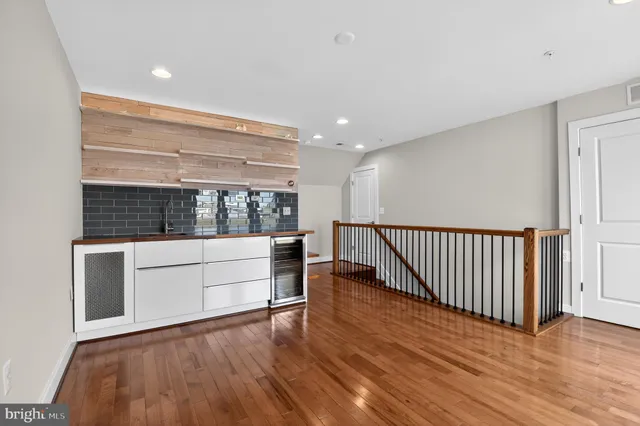 $1,249,900 | 716 Diamond Avenue, Alexandria, VA 22301