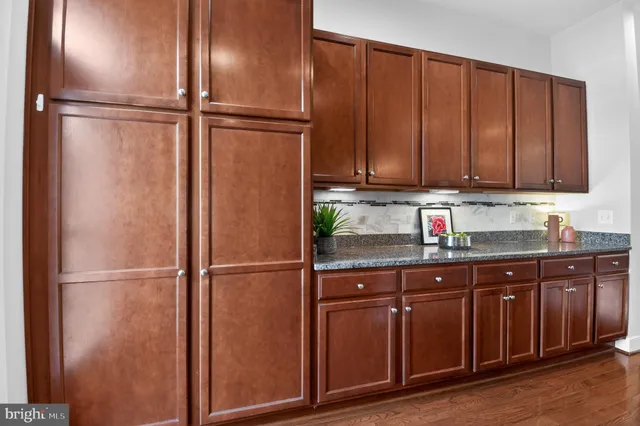 $1,249,900 | 716 Diamond Avenue, Alexandria, VA 22301