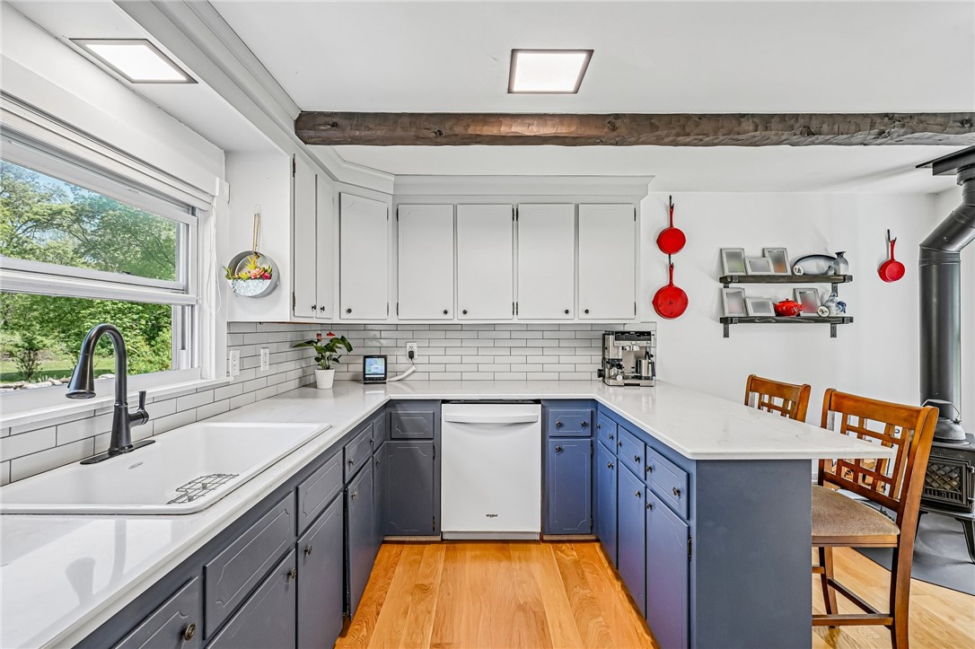40 Sylvia Road Tiverton, RI 02878 - Photo 11 of 50