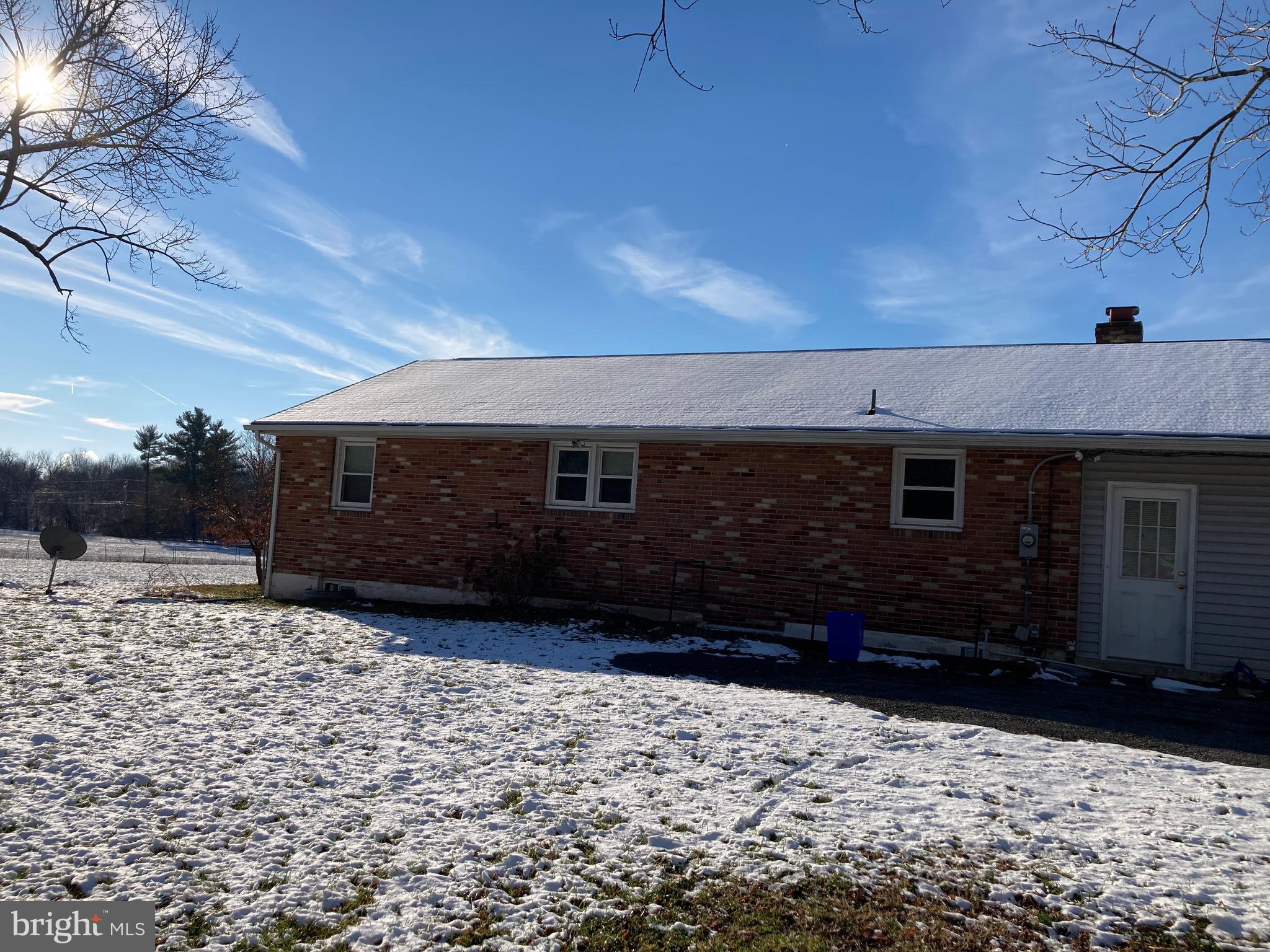 21315 Whites Ferry Road Poolesville, MD 20837 - Photo 11 of 41
