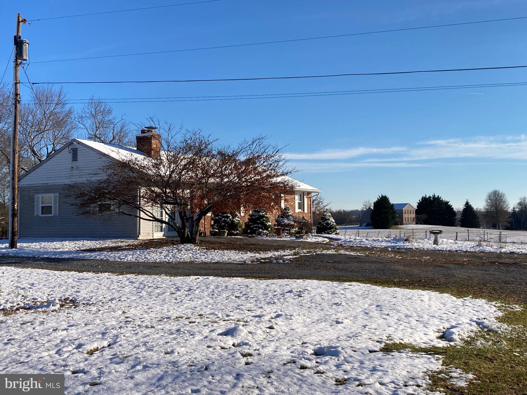 21315 Whites Ferry Road Poolesville, MD 20837 - Photo 17 of 41