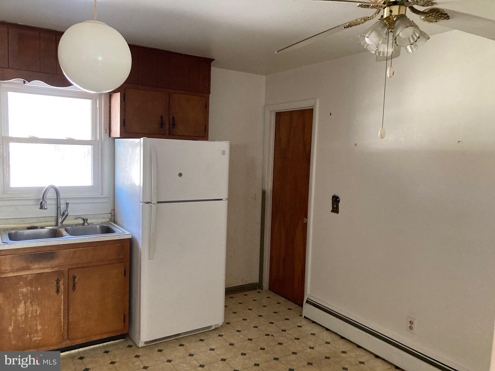 21315 Whites Ferry Road Poolesville, MD 20837 - Photo 25 of 41