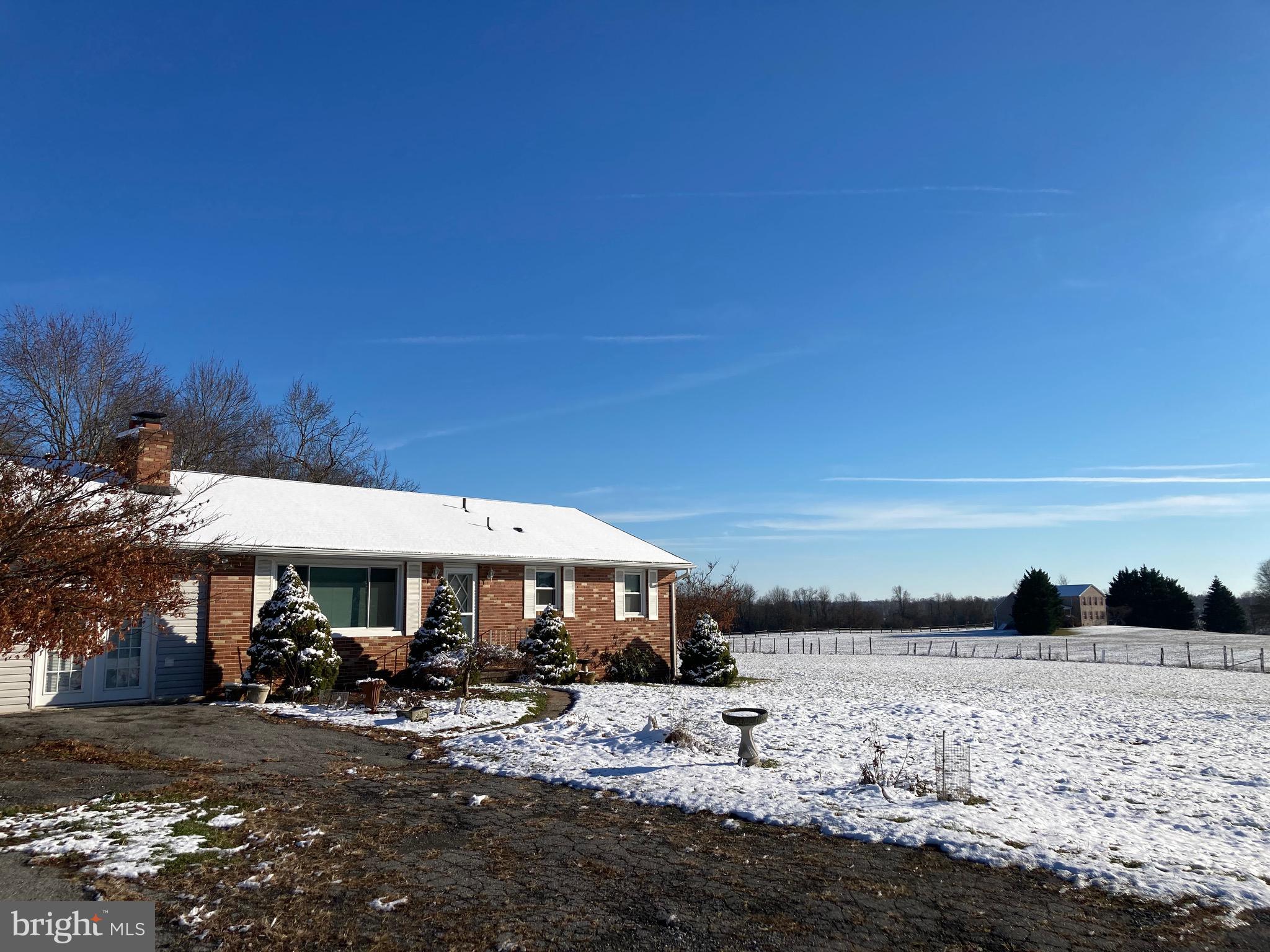 21315 Whites Ferry Road Poolesville, MD 20837 - Photo 5 of 41