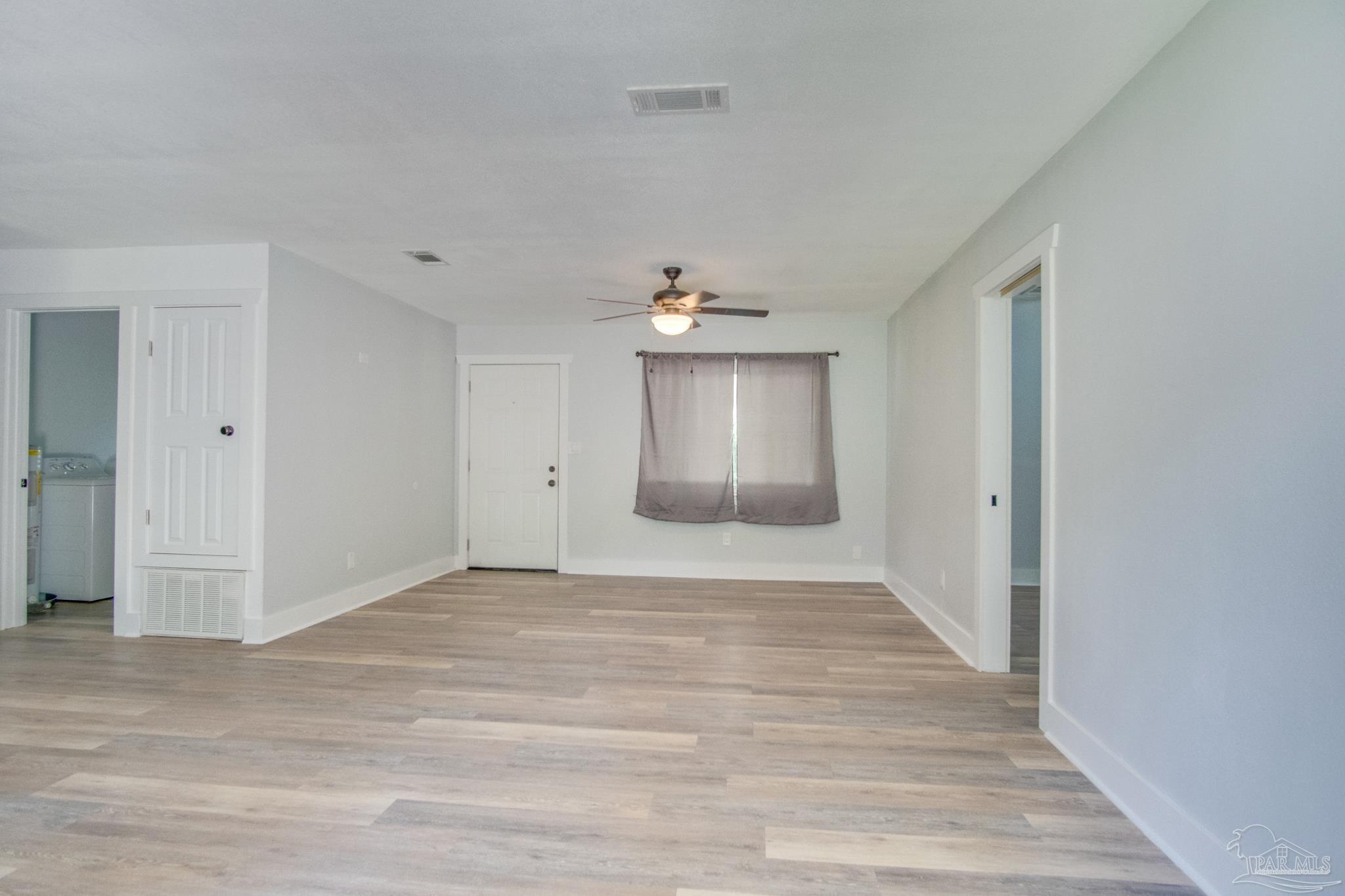 195 Navarro Road Cantonment, FL 32533 - Photo 5 of 26 Gallery Image 5