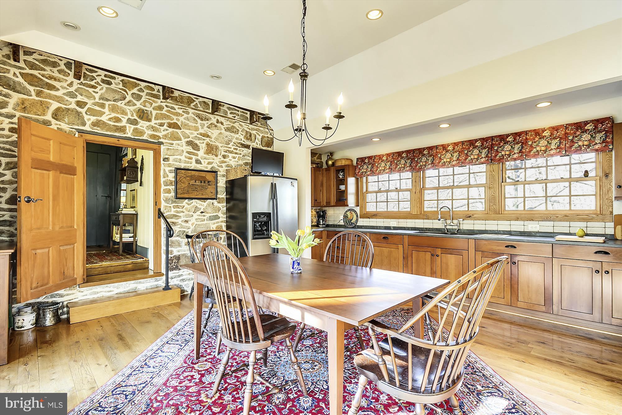 20296 Watermill Road Purcellville, VA 20132 - Photo 3 of 29 Kitchen