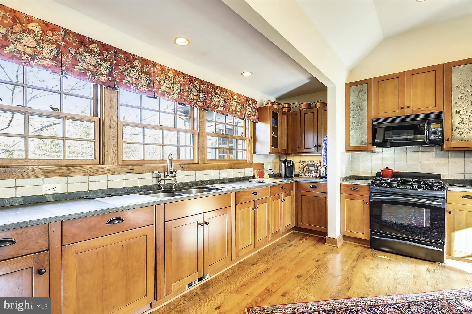 20296 Watermill Road Purcellville, VA 20132 - Photo 5 of 29 Kitchen