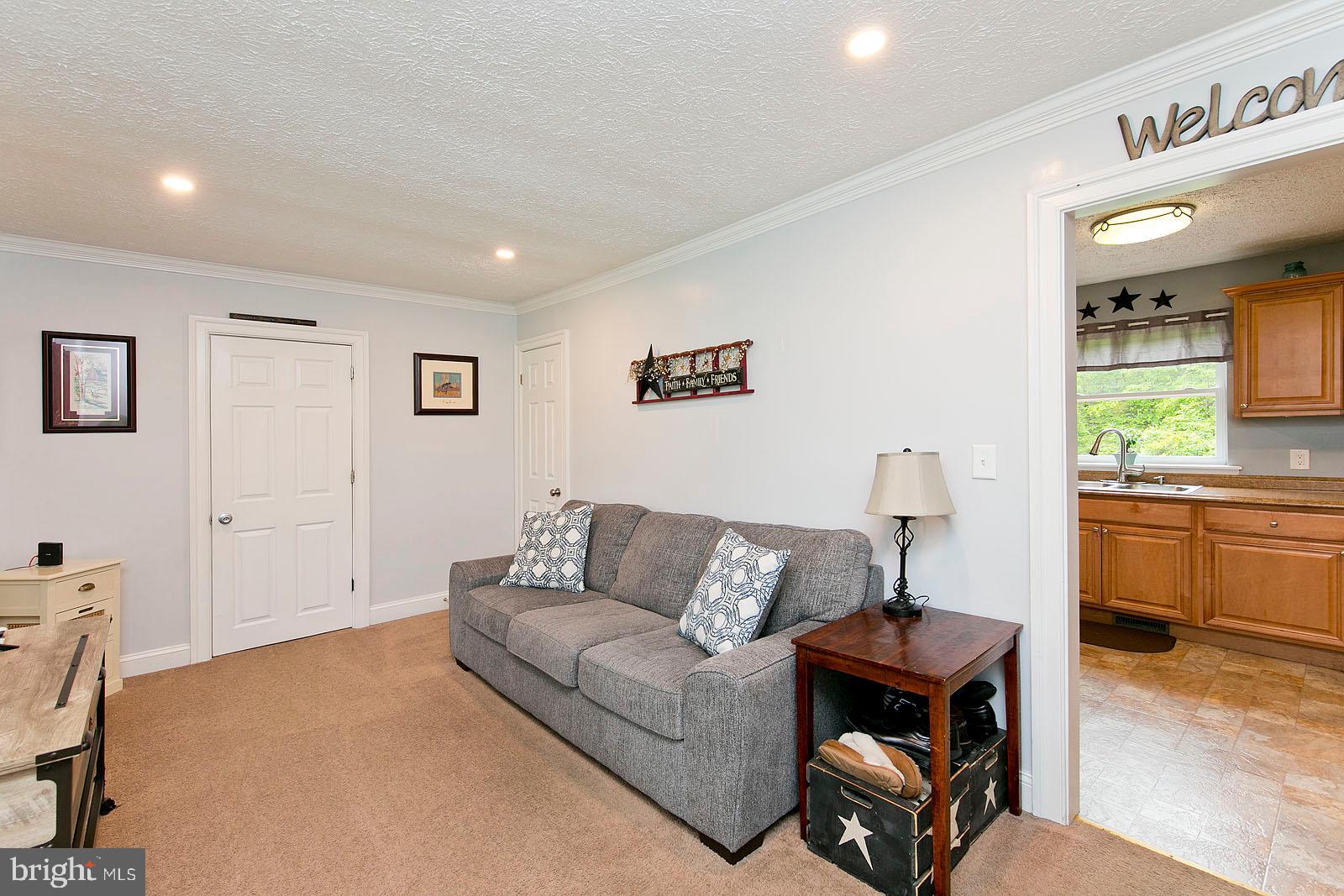 661 Back Mountain Road Winchester, VA 22602 - Photo 3 of 34 Gallery Image 3