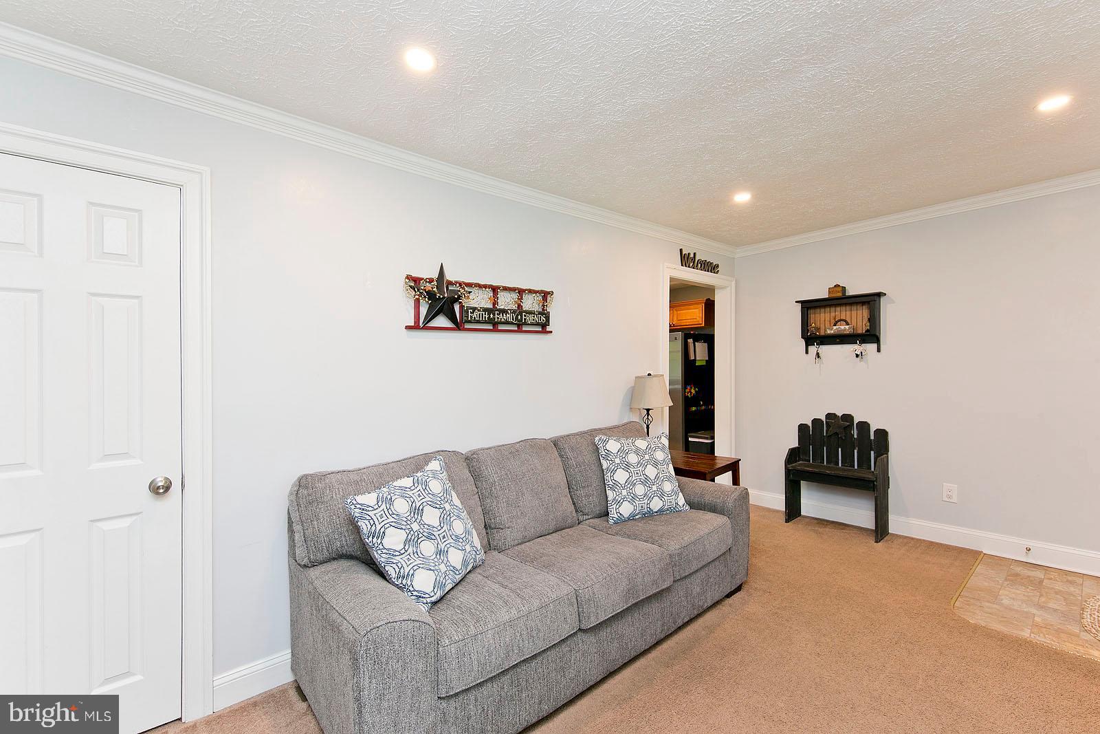 661 Back Mountain Road Winchester, VA 22602 - Photo 4 of 34 Gallery Image 4