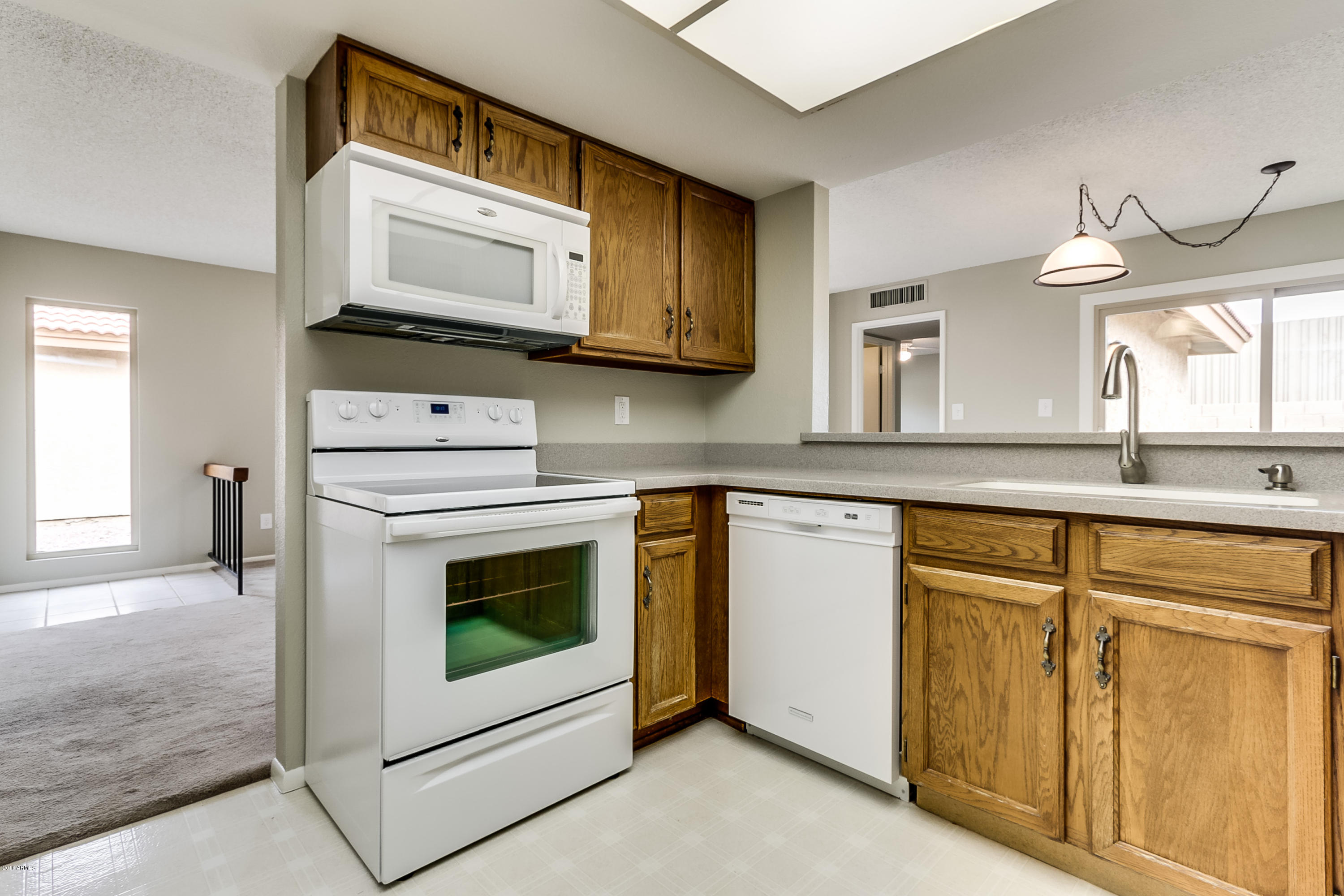 11435 South Ki Road Phoenix, AZ 85044 - Photo 3 of 21 Ki-09