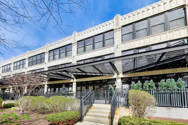 $344,900 | 1110 West 15th Street, Unit 125, Chicago, IL 60608