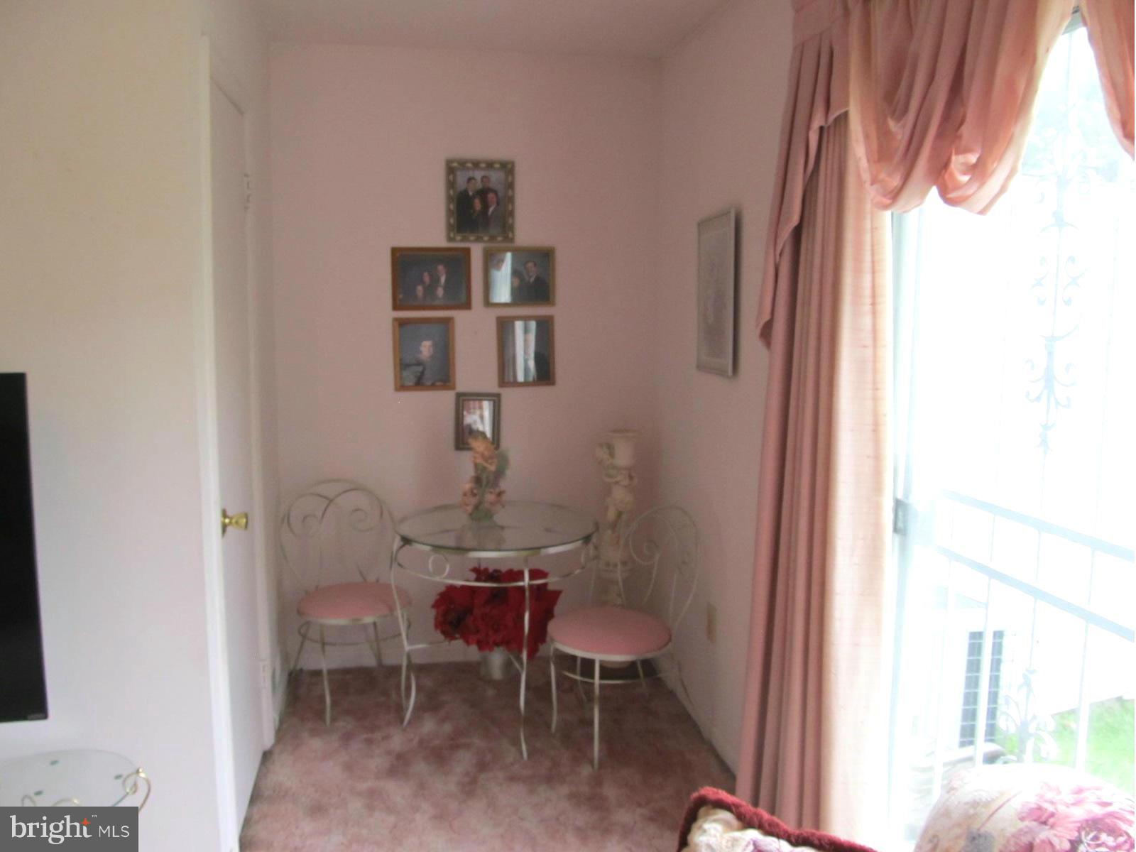 9256 Cherry Lane, Unit 24 Laurel, MD 20708 - Photo 12 of 21 Family Room