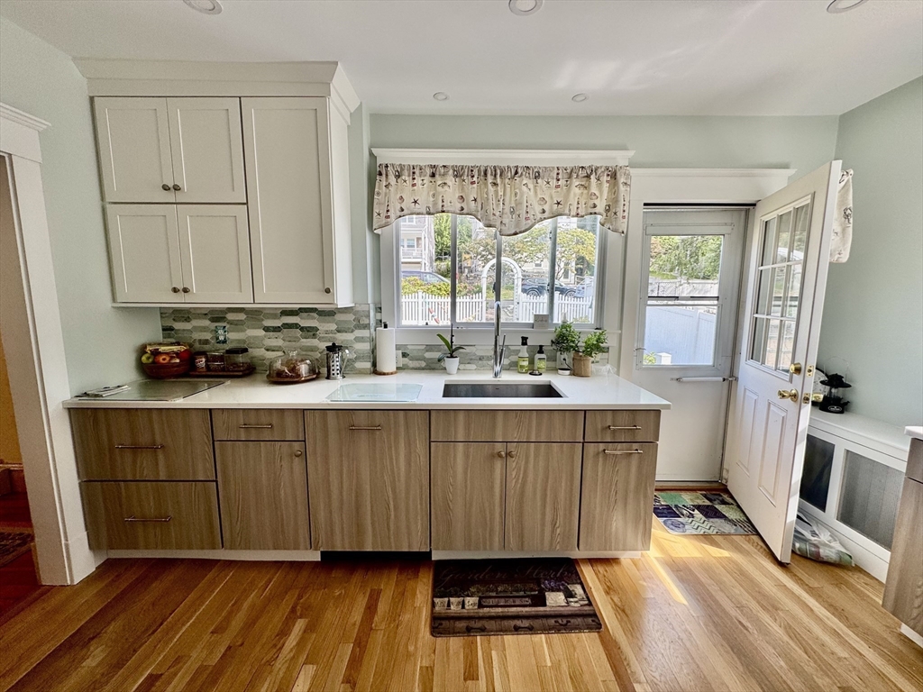 11 Mayflower Road, Unit 1/026/15 Hull, MA 02045 - Photo 10 of 24