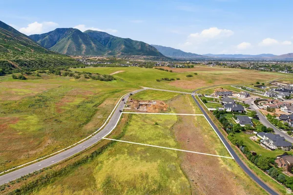 $1,600,000 | 2116 South Valley View Drive, Unit 58, Mapleton, UT 84664