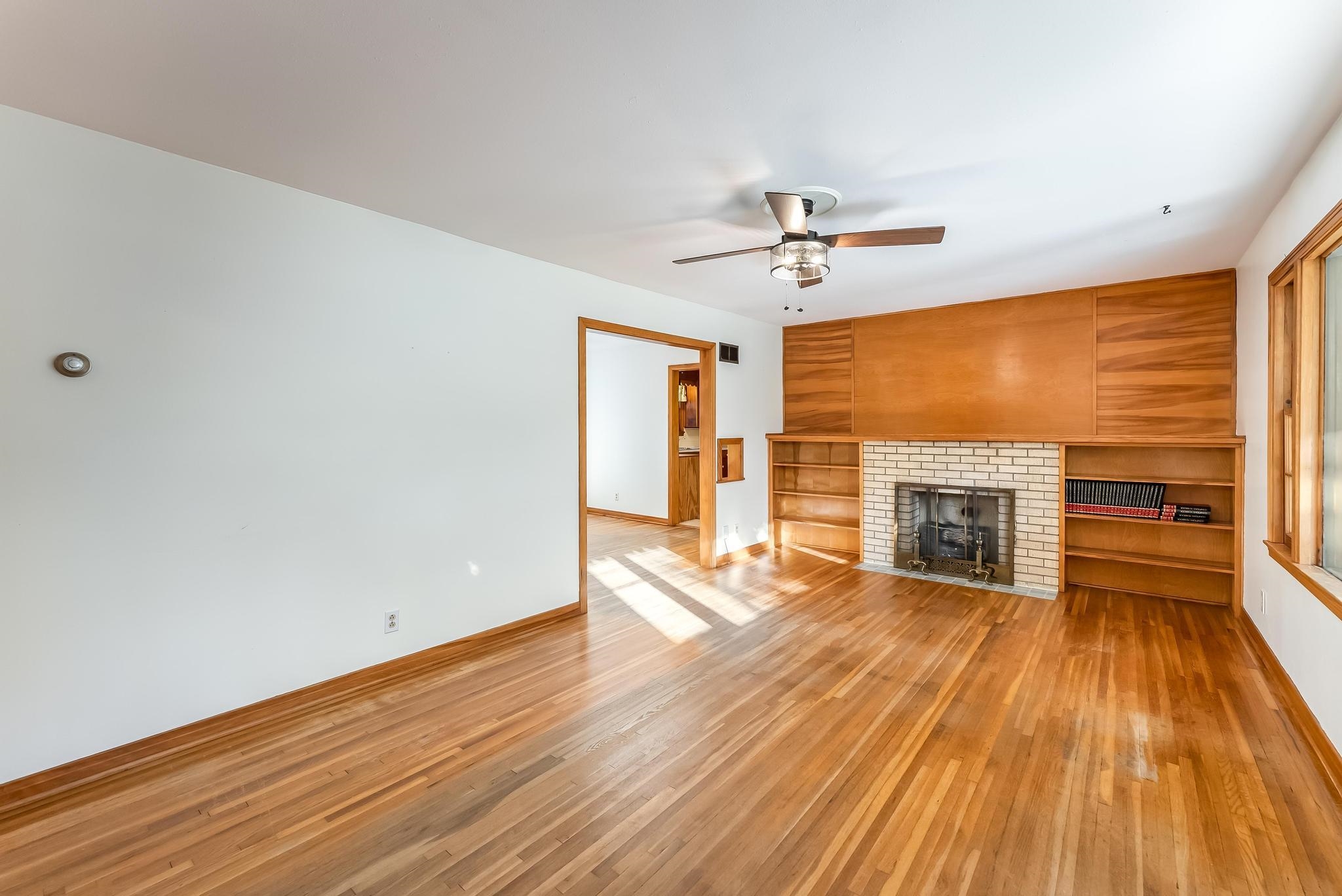 4841 North Sullivan Street Wichita, KS 67204 - Photo 7 of 34