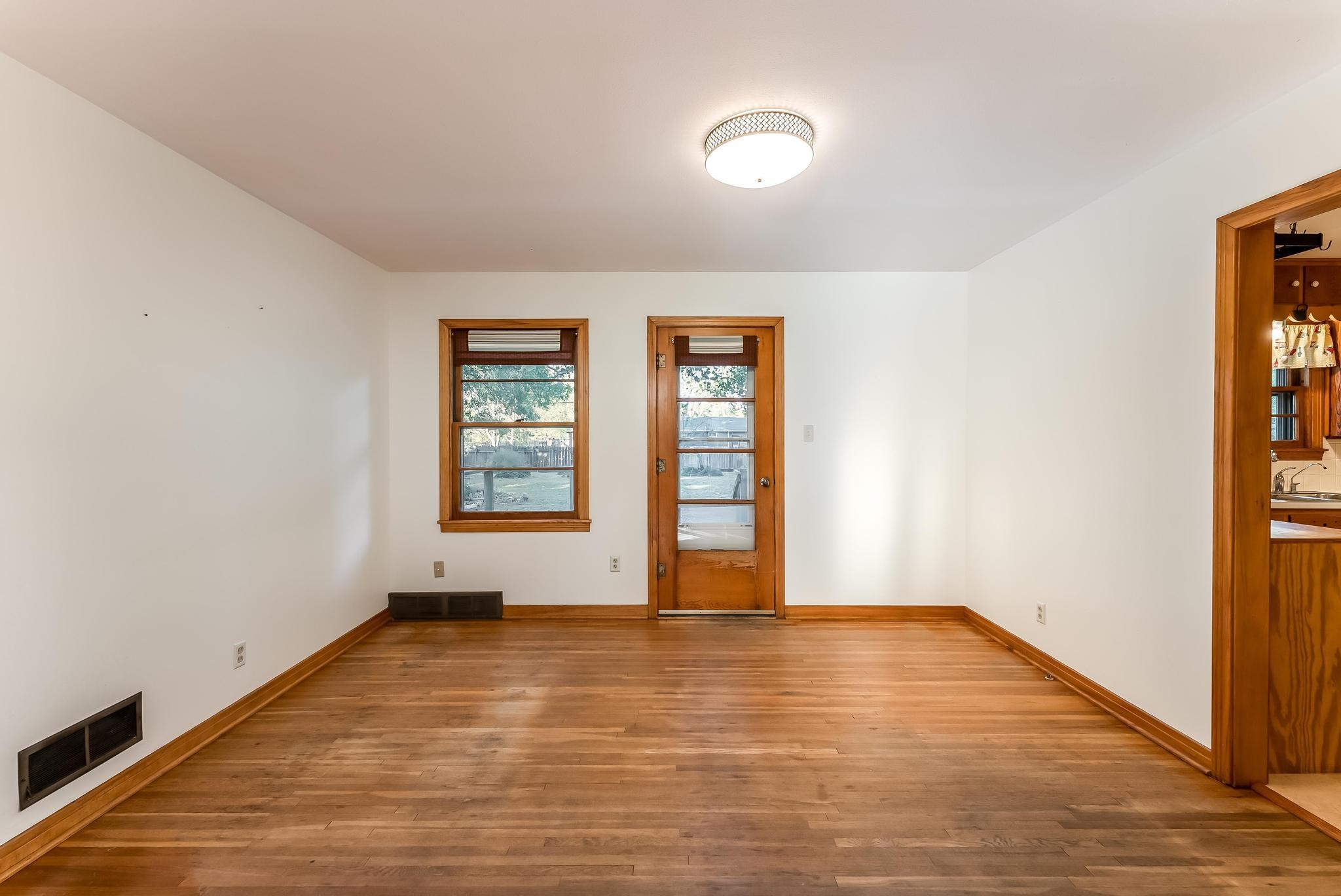 4841 North Sullivan Street Wichita, KS 67204 - Photo 10 of 34