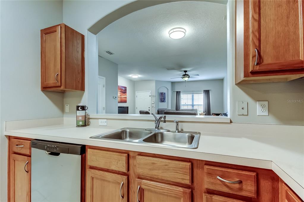 1138 Hillhurst Drive Wesley Chapel, FL 33543 - Photo 48 of 65