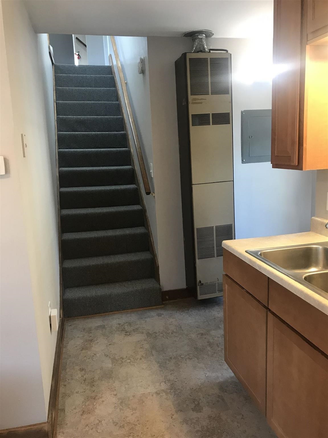 502 North State Street Concord, NH 03301 - Photo 8 of 14