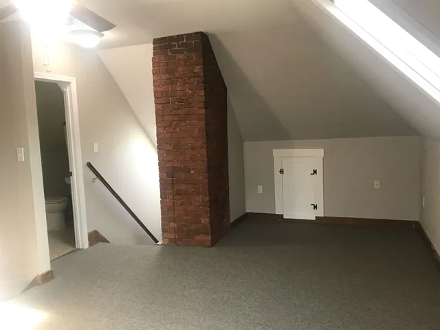 $950 | 502 North State Street, Concord, NH 03301