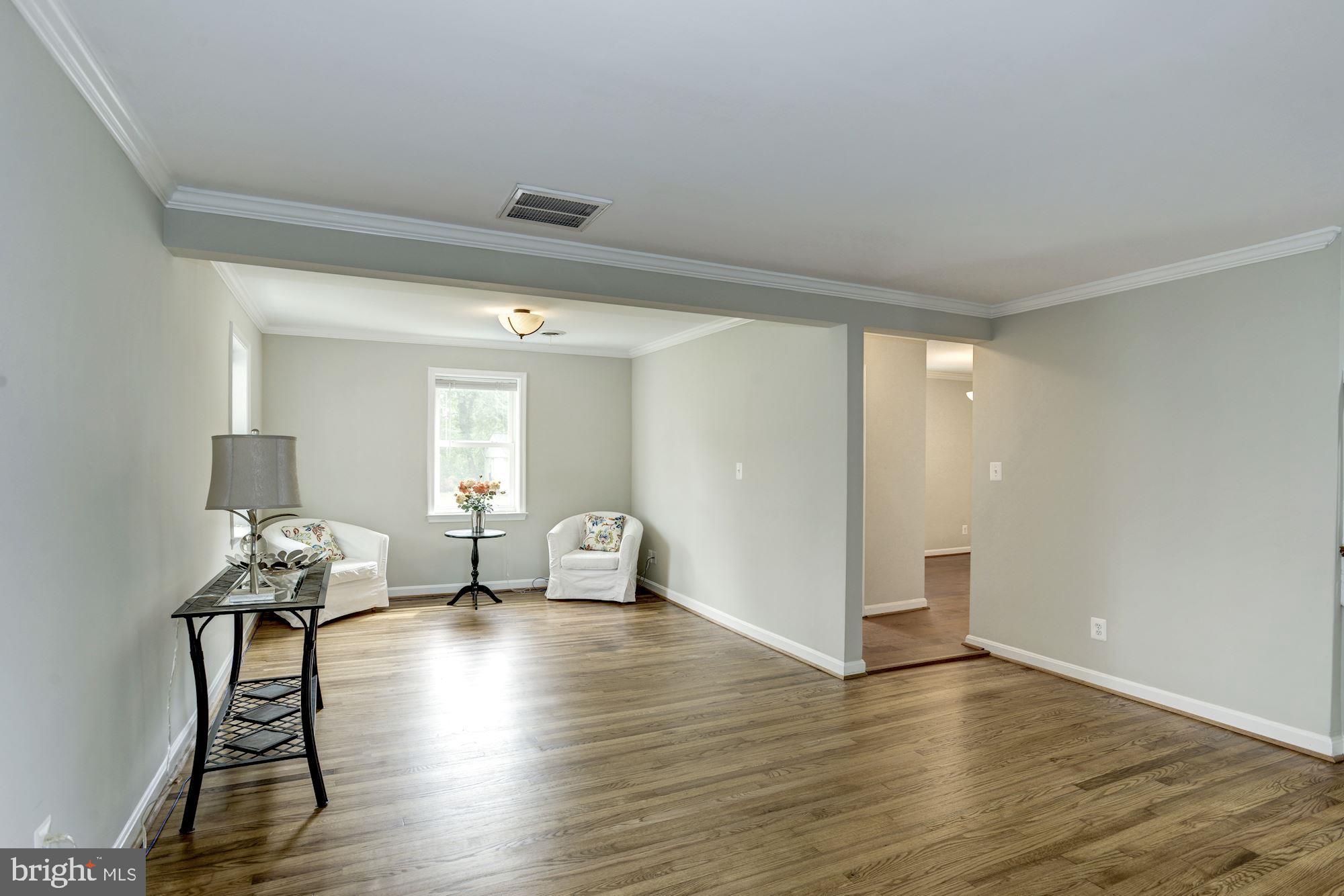 5117 Pole Road Alexandria, VA 22309 - Photo 4 of 41 Gallery Image 4