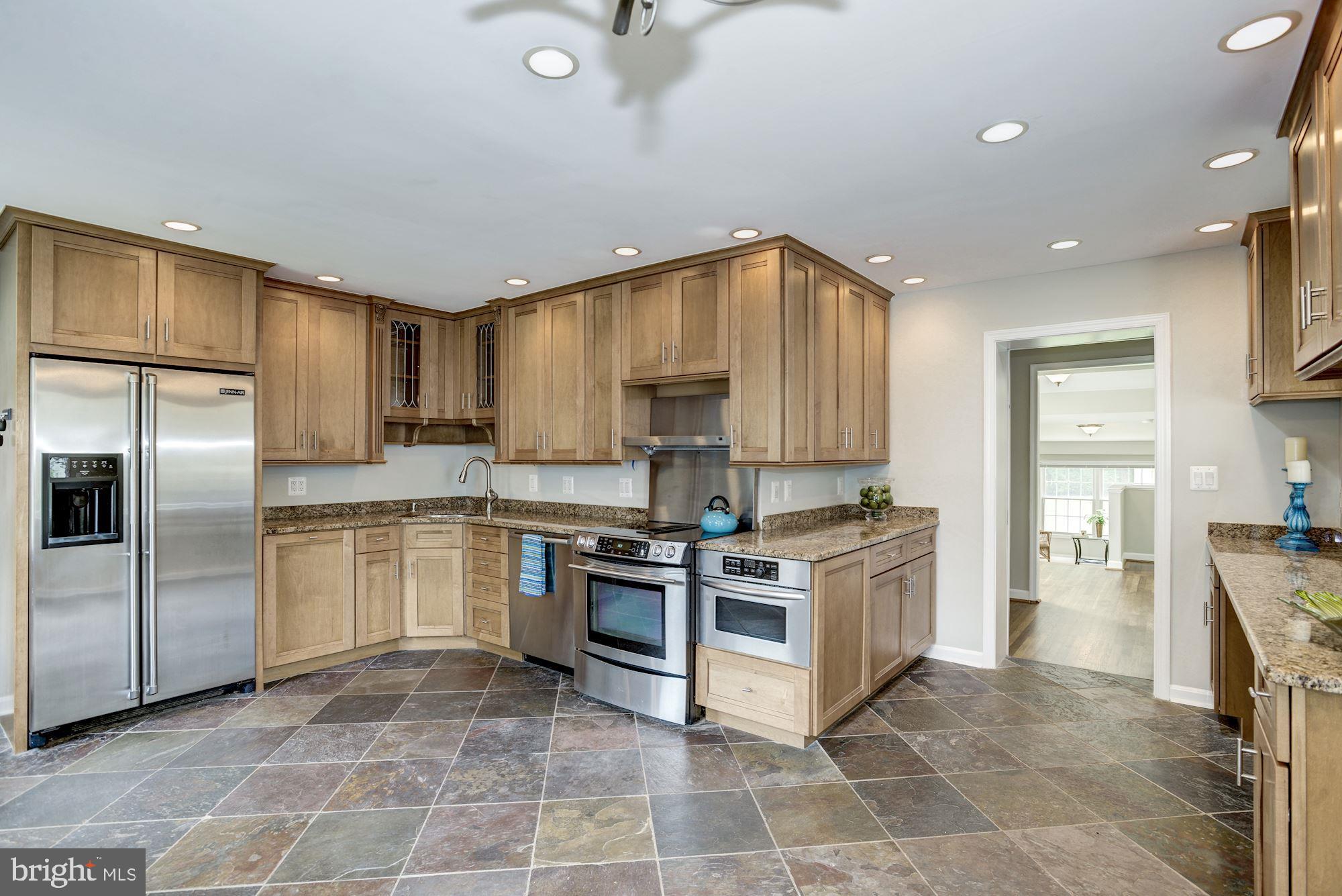 5117 Pole Road Alexandria, VA 22309 - Photo 8 of 41 Gallery Image 8
