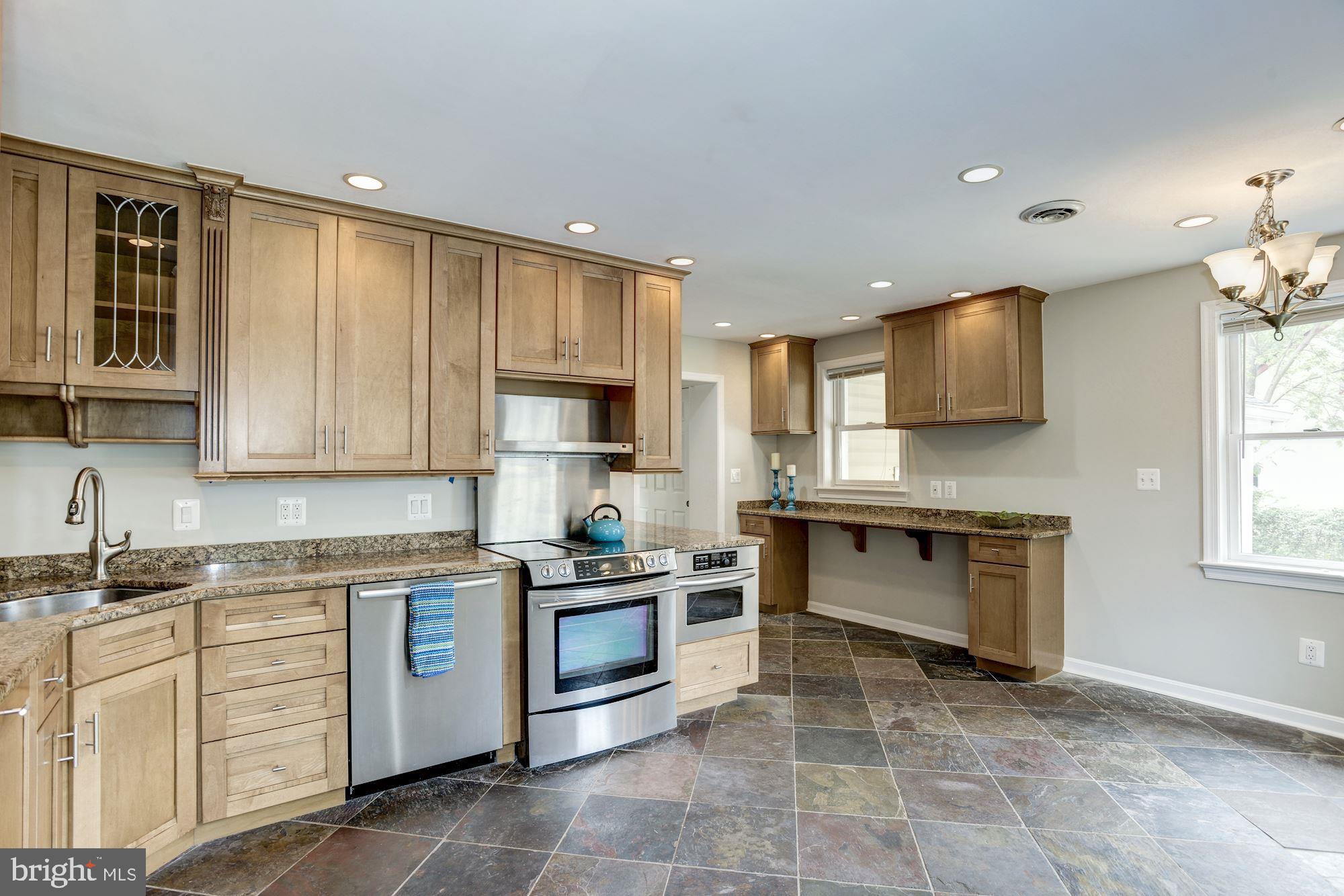5117 Pole Road Alexandria, VA 22309 - Photo 9 of 41 Gallery Image 9
