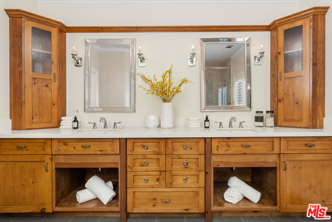 3734 Loadstone Drive Sherman Oaks, CA 91403 - Photo 26 of 53