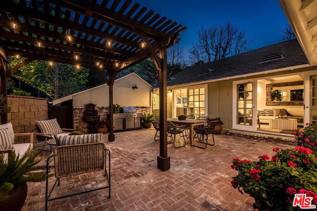 3734 Loadstone Drive Sherman Oaks, CA 91403 - Photo 42 of 53