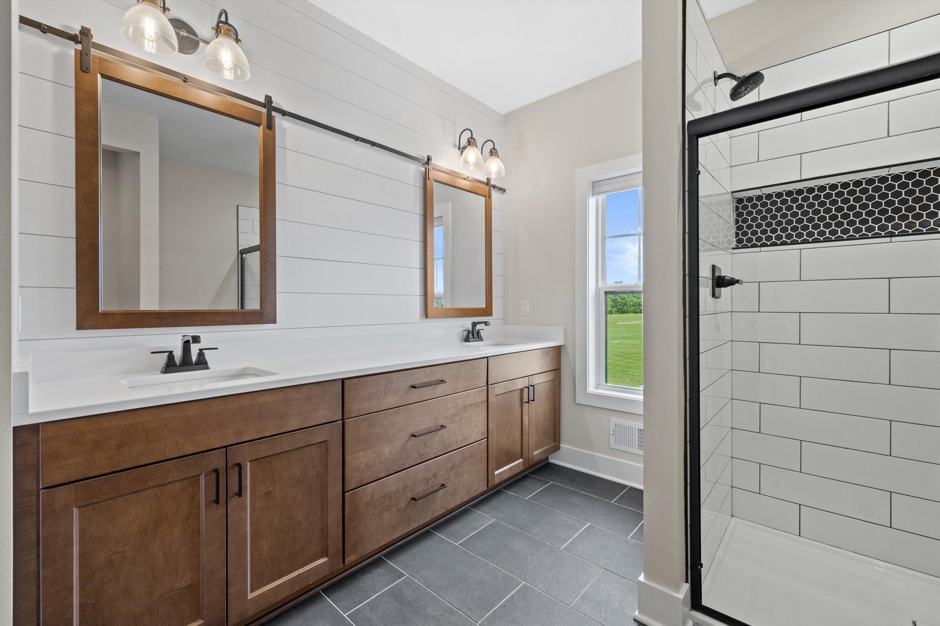 S86-w34670 Knoll Road Eagle, WI 53119 - Photo 41 of 90 Master Bathroom
