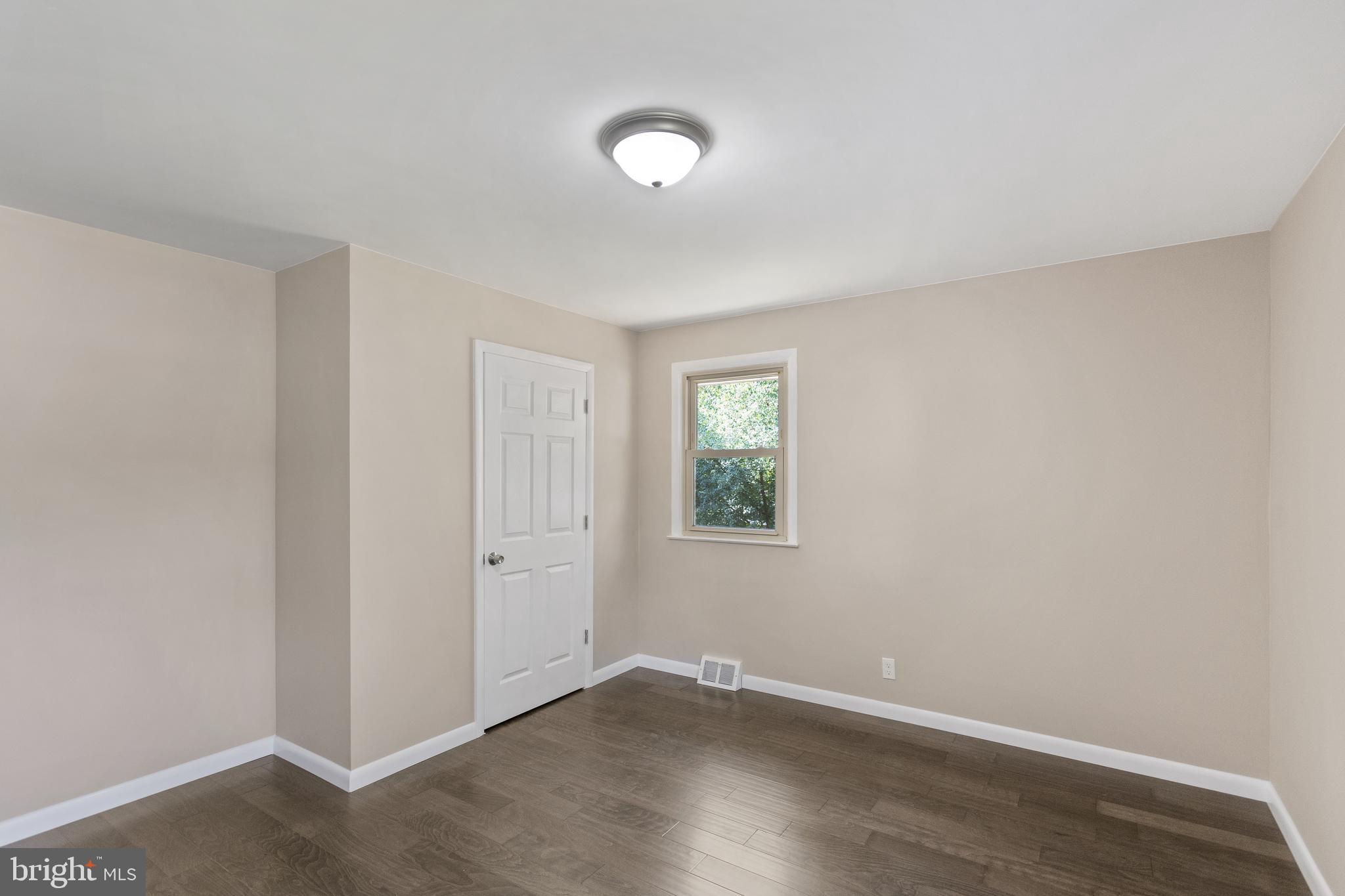 419 Preston Road Cherry Hill, NJ 08034 - Photo 17 of 29