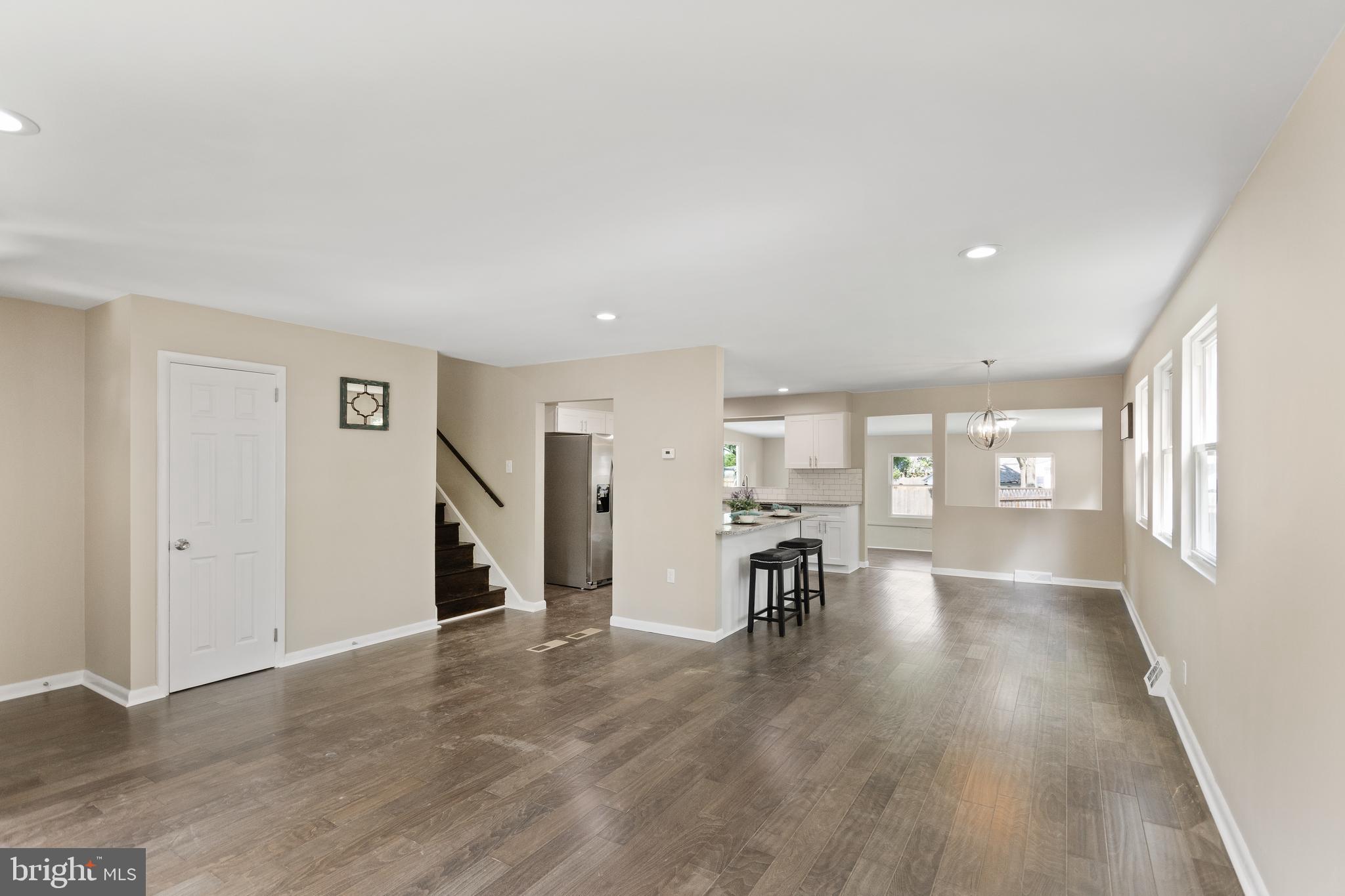419 Preston Road Cherry Hill, NJ 08034 - Photo 3 of 29