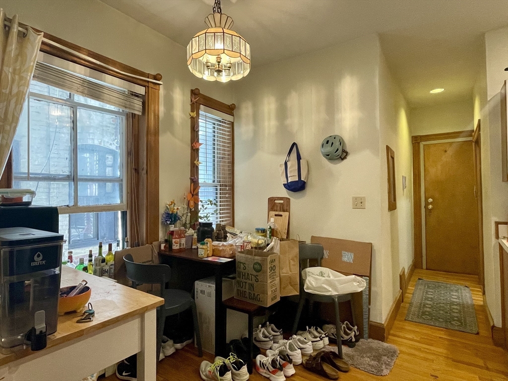 74 Phillips Street, Unit 2 Boston, MA 02114 - Photo 5 of 11