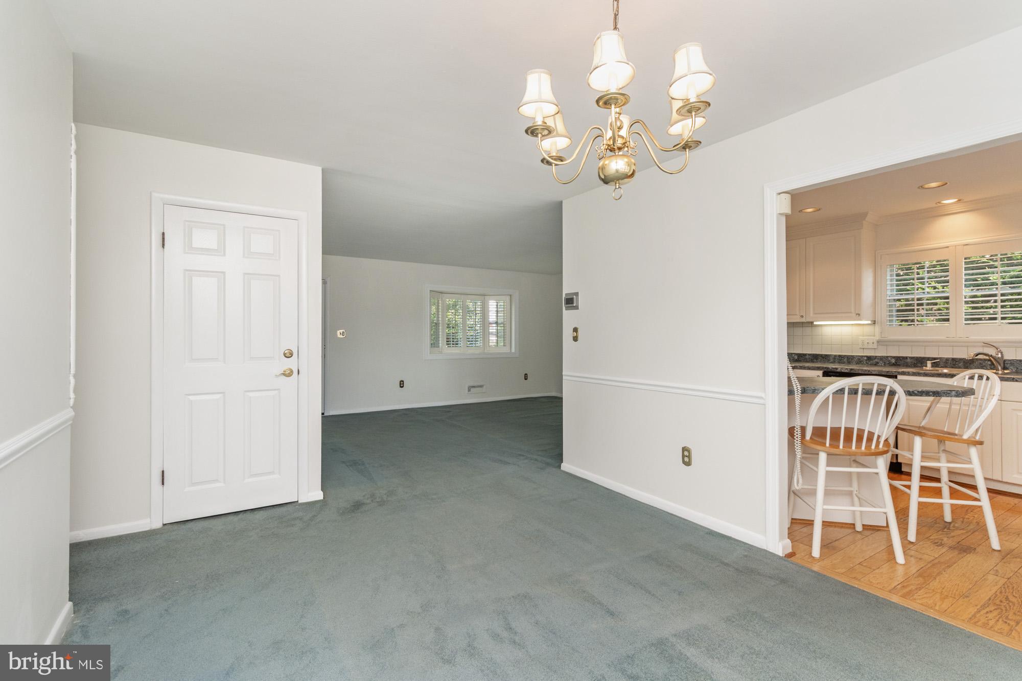 1429 Adamsview Road Baltimore, MD 21228 - Photo 10 of 44