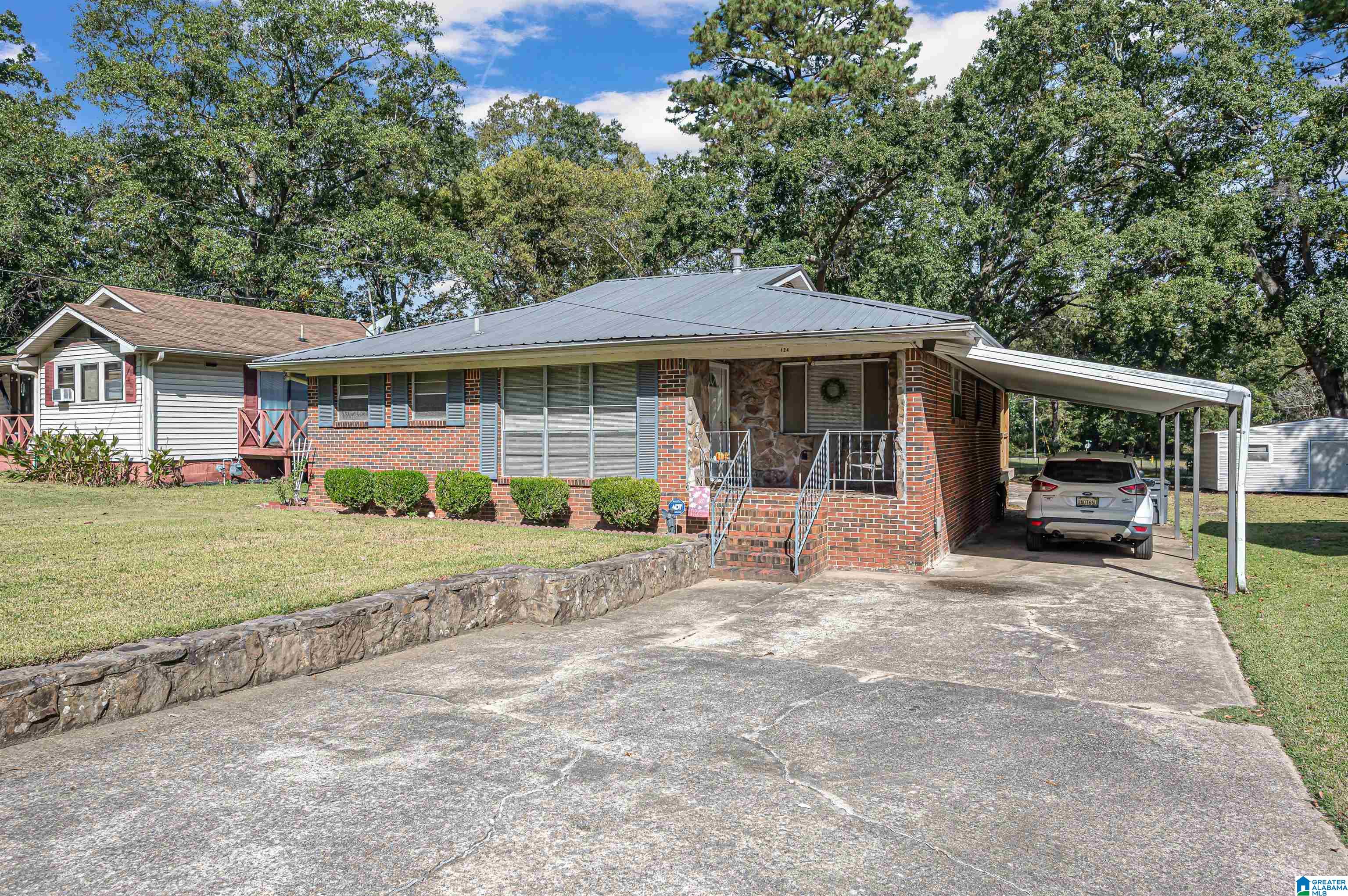 124 West Crest Road Bessemer, AL 35023 - Photo 2 of 40
