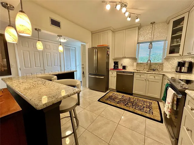 $249,900 | 2436 Rhodesian Drive, Unit 42, Clearwater, FL 33763