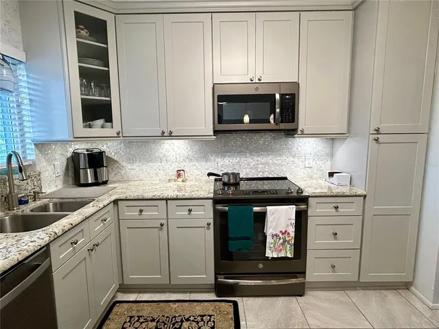 $249,900 | 2436 Rhodesian Drive, Unit 42, Clearwater, FL 33763