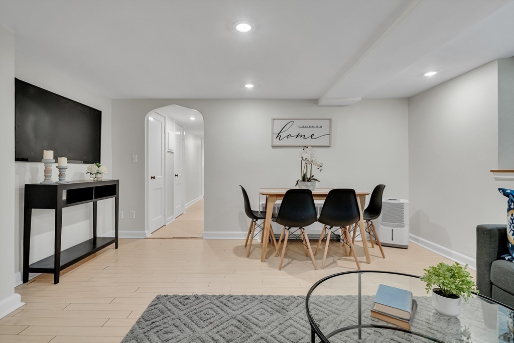 12 Shepard Street Cambridge, MA 02138 - Photo 4 of 20