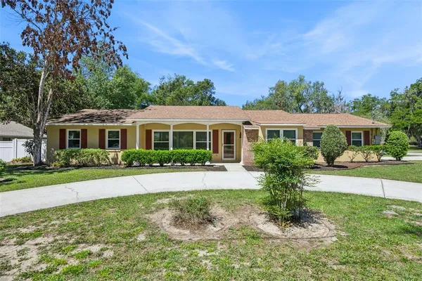 $370,000 | 80 Whitcomb Avenue, Umatilla, FL 32784