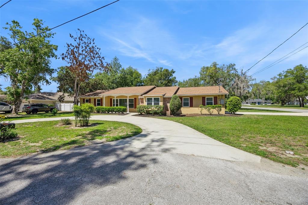80 Whitcomb Avenue Umatilla, FL 32784 - Photo 21 of 49